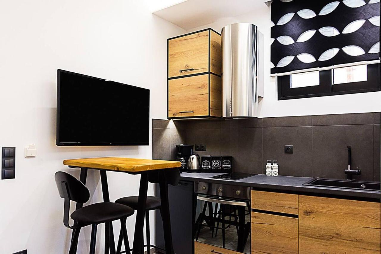 Emily In Athens - Central Design Awarded Flat Syntagma E3 Atenas Exterior foto